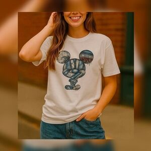 DEAL OF THE DAY! Uniqlo x Disney T-Shirt Mickey Mouse Jeans Logo XS NWOT